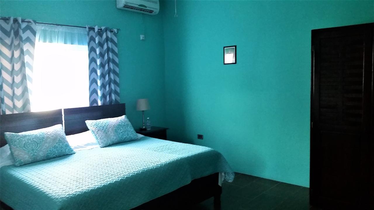 Bailey'S Bed And Breakfast Runaway Bay Εξωτερικό φωτογραφία